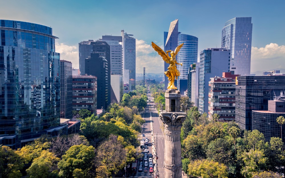 Mexico Surrogacy Laws 2025: Supreme Court Ruling Strengthens Surrogate Rights